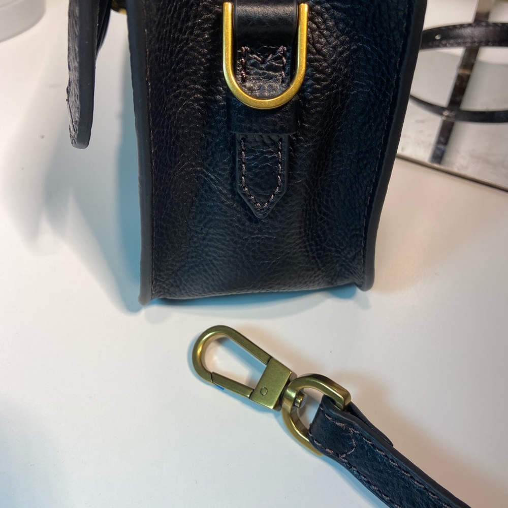 💝 Fossil Ainsley Crossbody Black Leather Turnlock Bag NWT - Picture 11 of 16